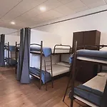 Albergue Melide אכסניה *