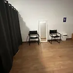 אכסניה Albergue Melide *