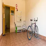 אכסניה Albergue Melide *