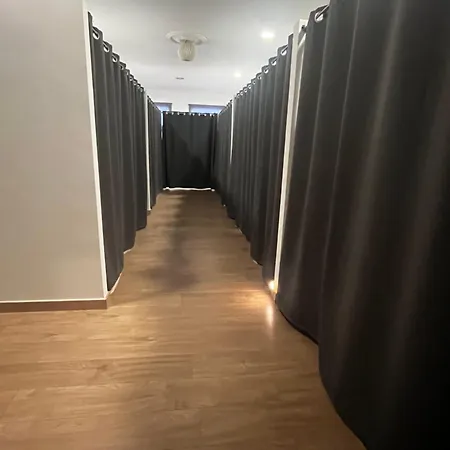 Albergue Melide אכסניה *