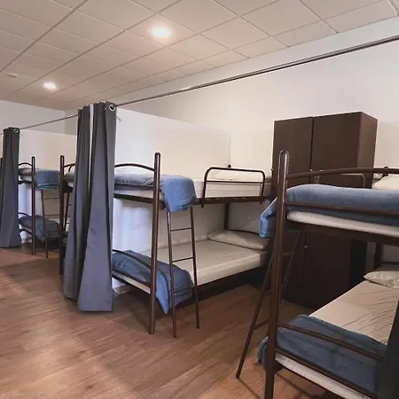 Albergue Melide Vandrarhem *