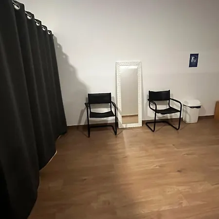 Vandrarhem Albergue Melide *