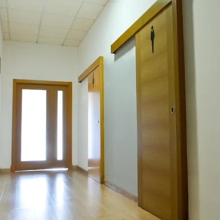 Albergue Melide אכסניה *