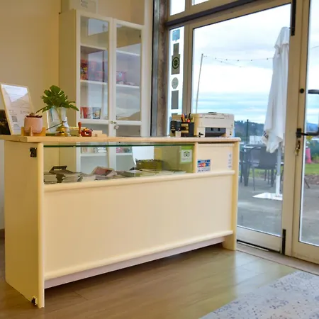 אכסניה Albergue Melide *