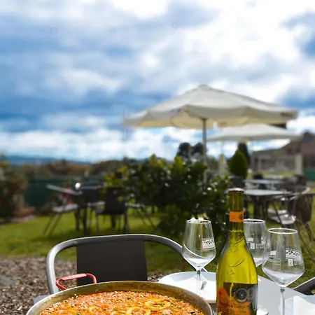 Albergue Melide אכסניה *