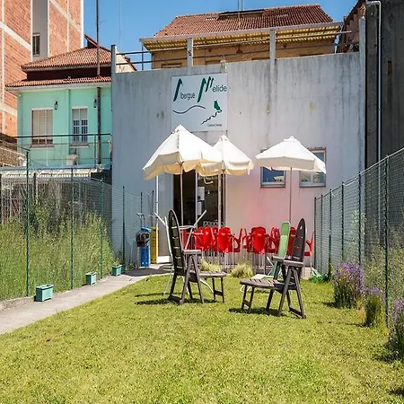 Albergue Melide מלידה