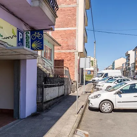 Albergue Melide אכסניה