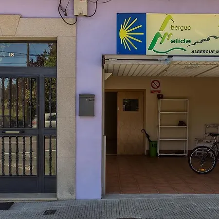 Albergue Melide מלידה