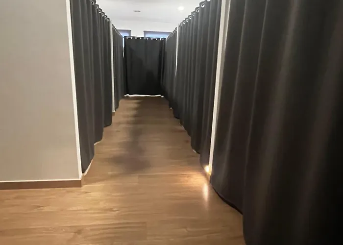 Albergue Melide Hostel *