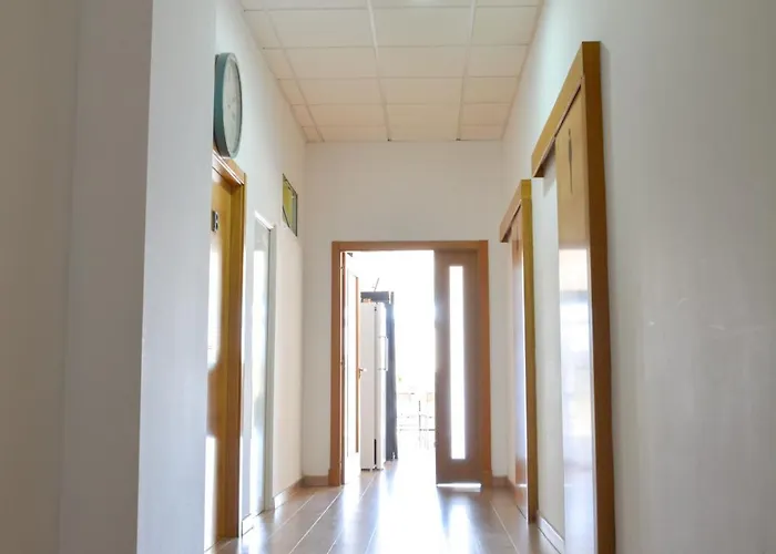 Albergue Melide Hostel *