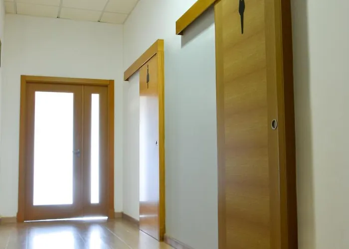 Albergue Melide Hostel *