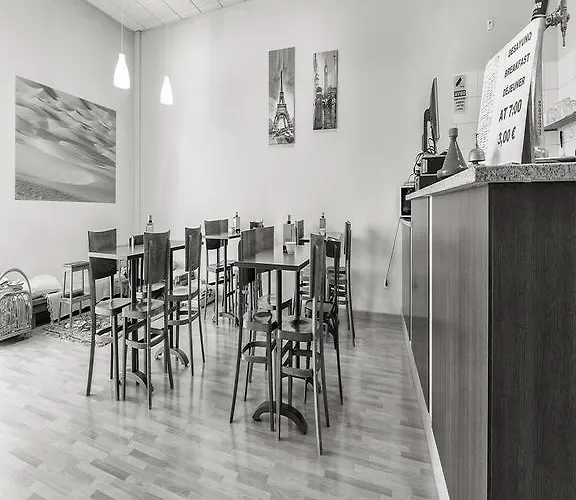 Albergue Melide Hostel